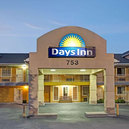 Days Inn By Wyndham Marietta White Water Luaran gambar