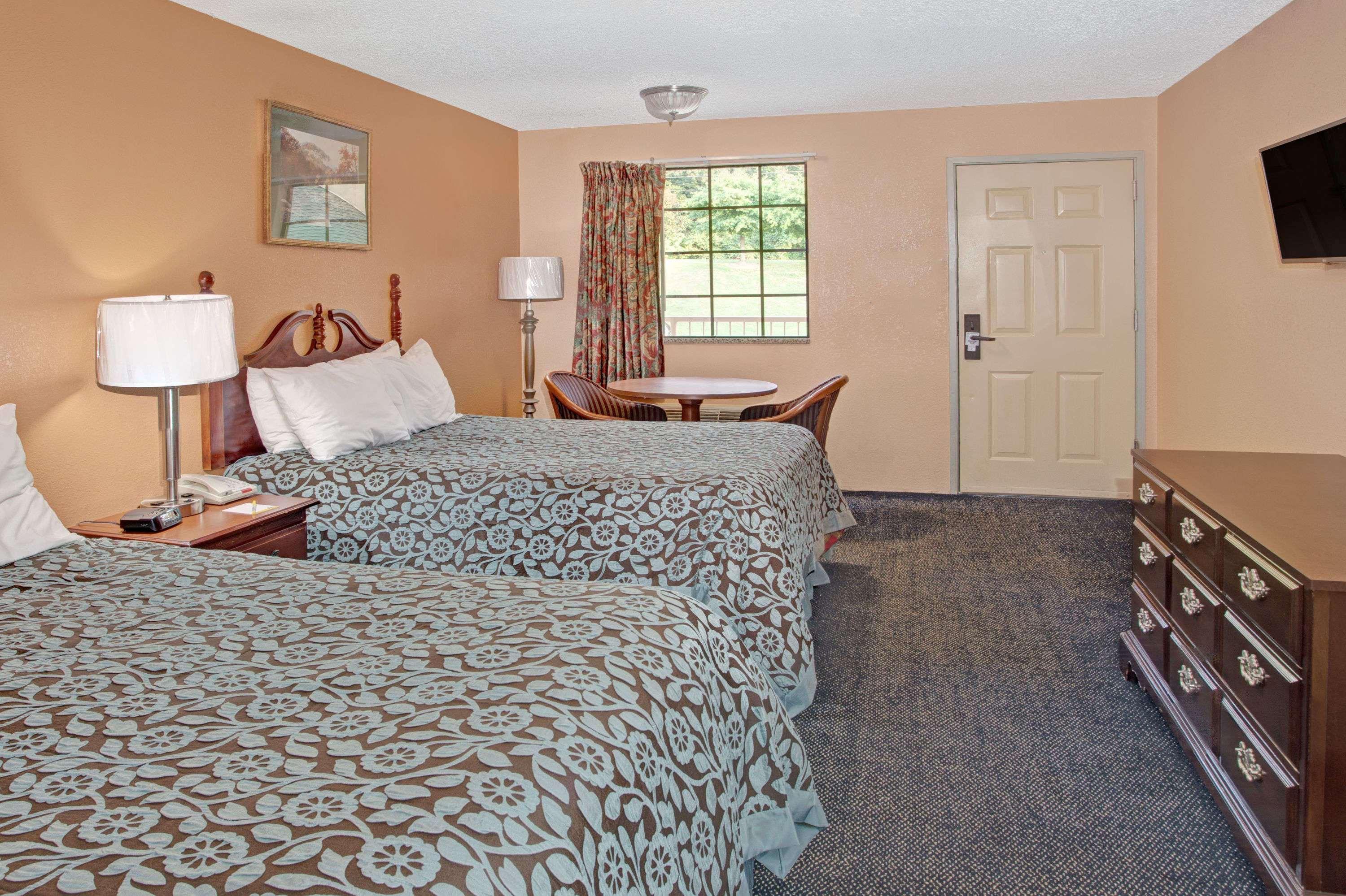 Days Inn By Wyndham Marietta White Water Luaran gambar