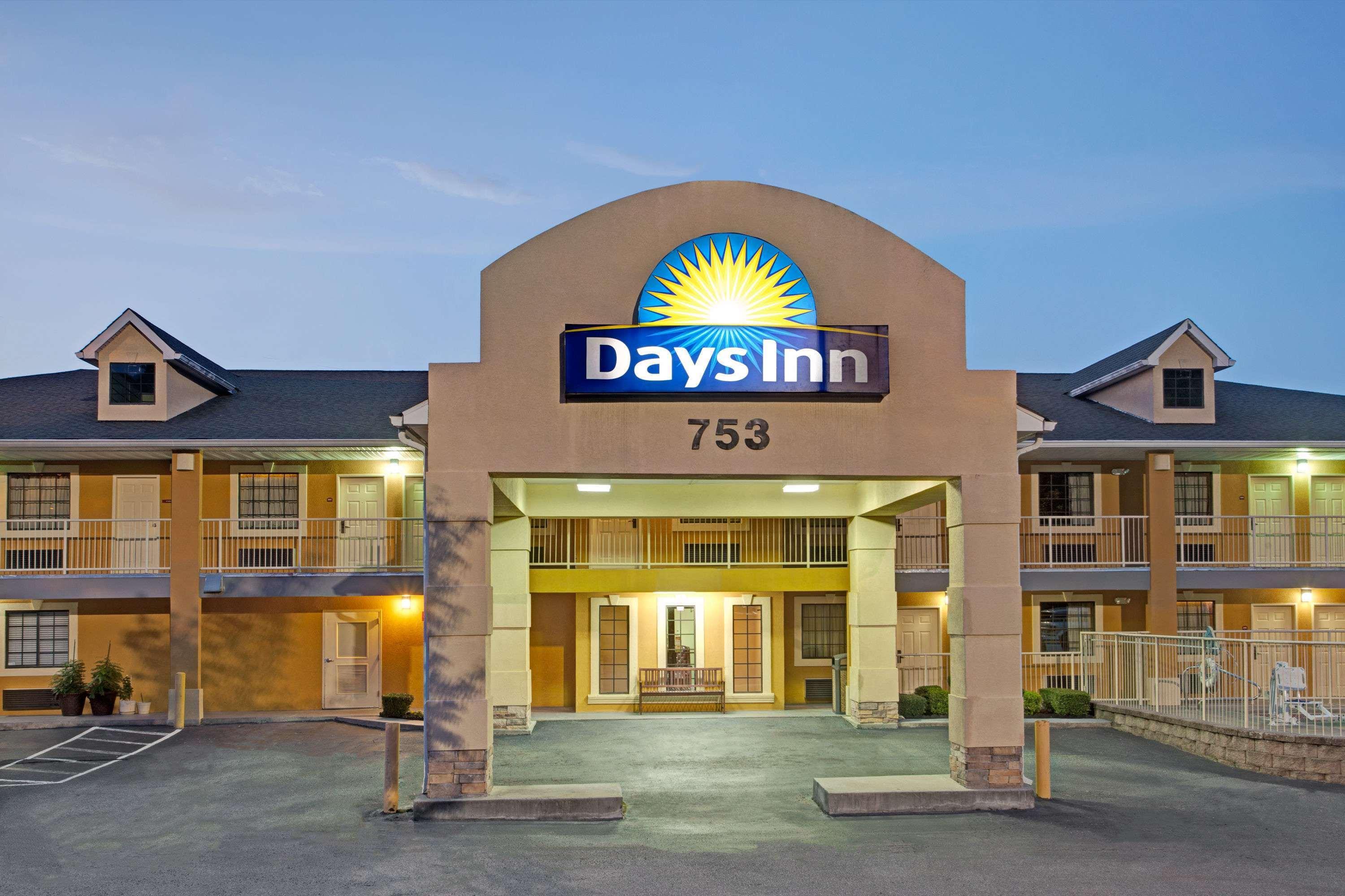 Days Inn By Wyndham Marietta White Water Luaran gambar