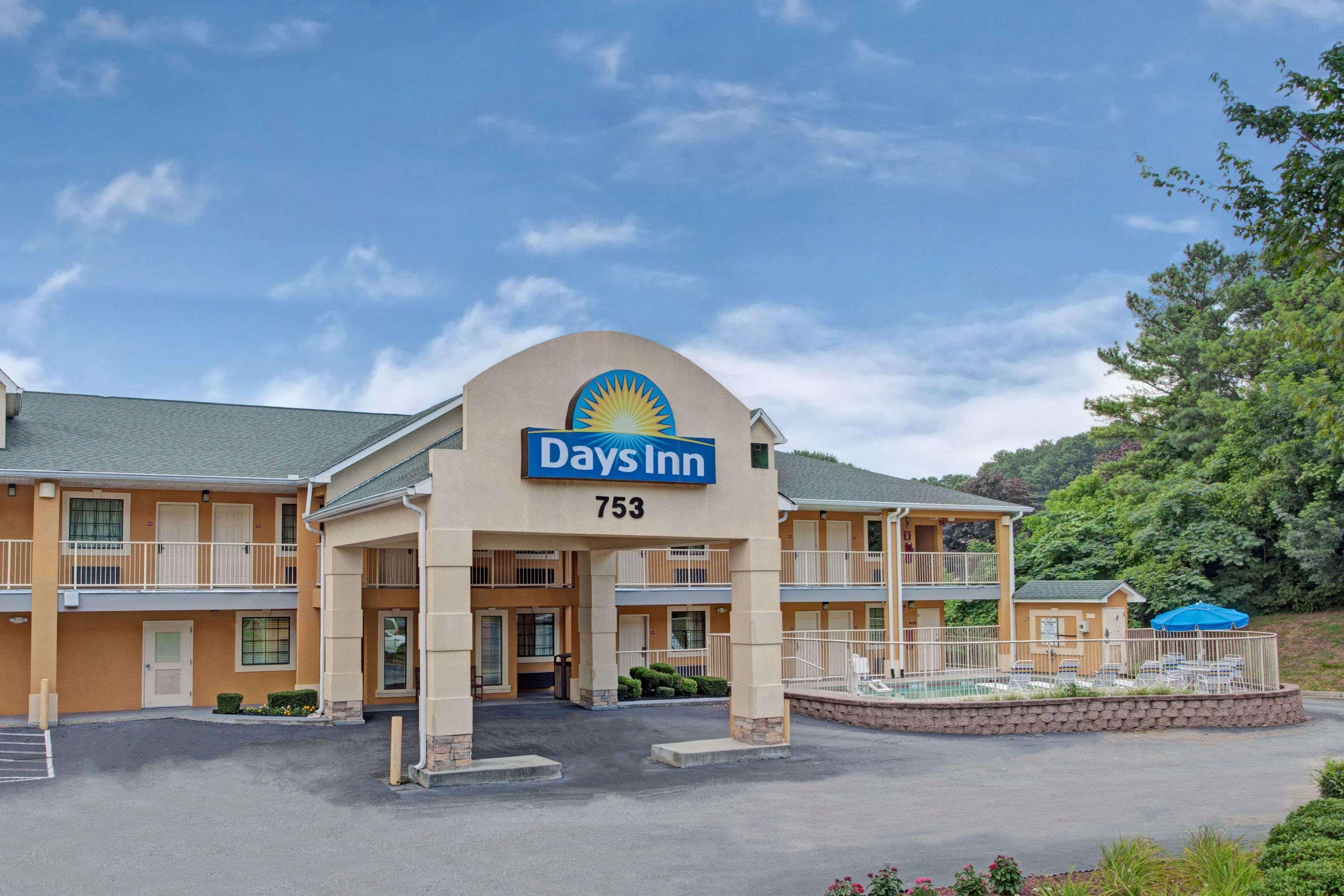 Days Inn By Wyndham Marietta White Water Luaran gambar