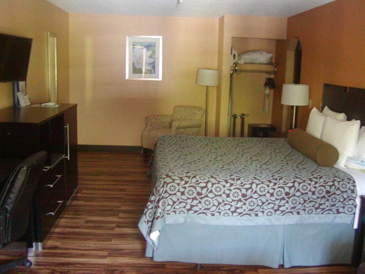 Days Inn By Wyndham Marietta White Water Luaran gambar