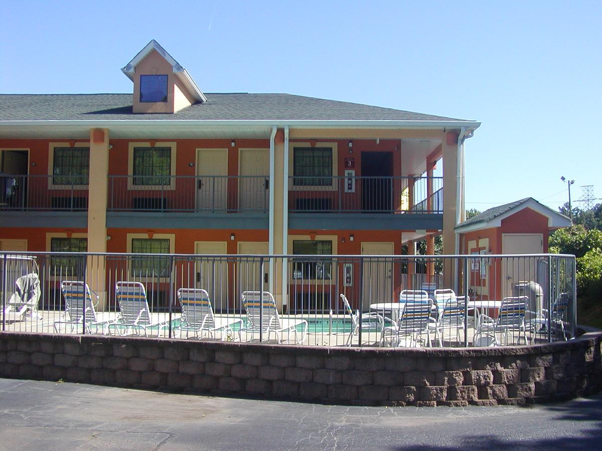 Days Inn By Wyndham Marietta White Water Luaran gambar