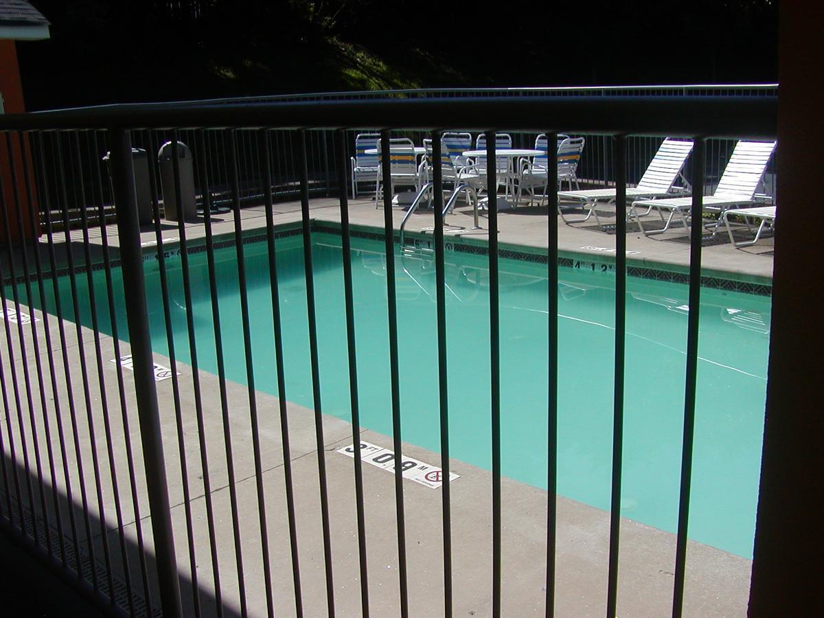 Days Inn By Wyndham Marietta White Water Luaran gambar