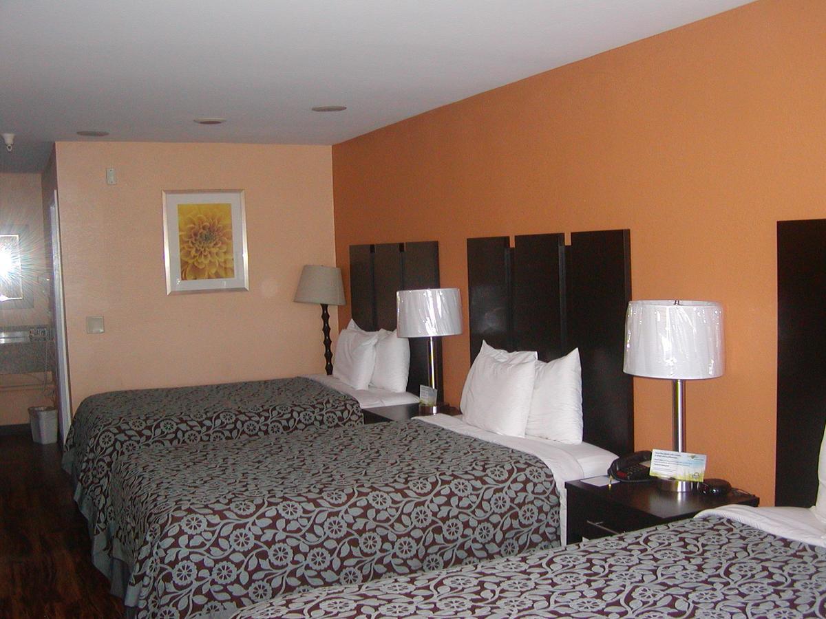 Days Inn By Wyndham Marietta White Water Luaran gambar