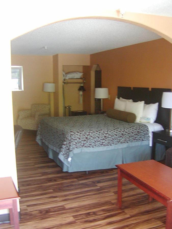 Days Inn By Wyndham Marietta White Water Luaran gambar