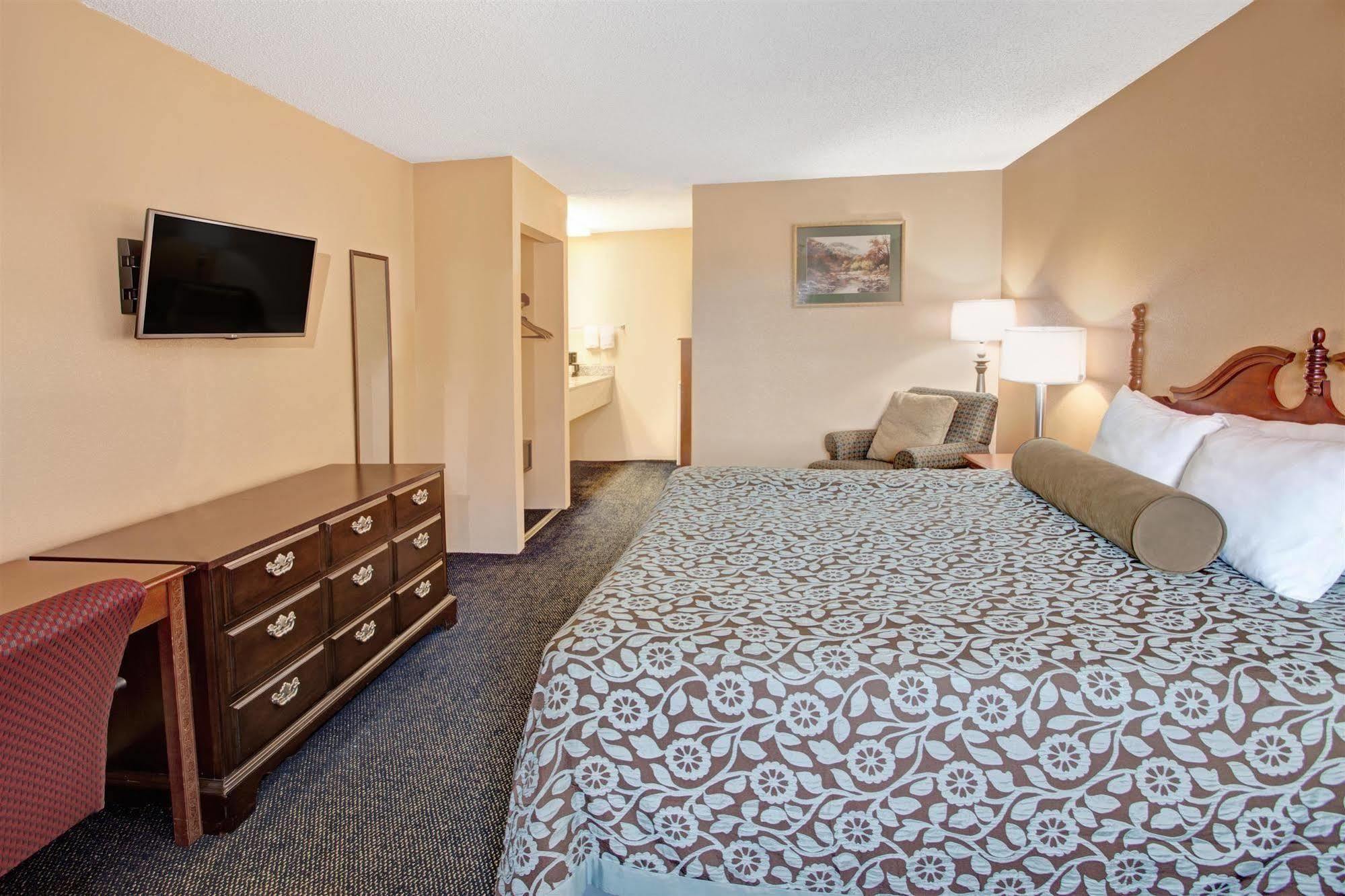 Days Inn By Wyndham Marietta White Water Luaran gambar